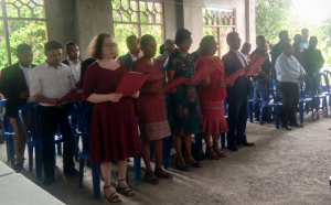 Dirijente no membru sira neebé hola parte iha estrutura Kooperativa Paulo de Jesus (KPJ) halo hela juramentu iha ámbitu tomadadeposse iha suku Dato, postu administrativu Likisá Villa, tersa (22/12).