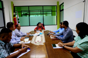Ministra Saúde (MS), Odete Maria Freitas Belo ho Ekipa husi Ministériu Asuntu Kombatente Libertasaun Nasionál (MAKLN)  halo diskusaun hela.