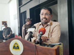 Koordenadór Programa Expo Dubai Sr. Arif Abdullah Sagran ko&#039;alia ba jornalista sira iha Palasiu Governu (5/6)