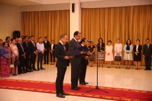 Emaibaixadores nain tolu halo hela juramentu iha palasiu Prezidente, Aitarak Laran, Dili (13/08)