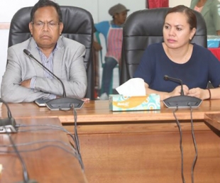 Ministru Saude (MS) Interino Bonifácio Maukoli ho Vise Ministra Saude Elia António de Araujo dos Reis Amaral 