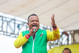 Konsellu Superiór Partidu Kmanek Haburas Unidade Nasionál Timor Oan (KHUNTO), José dos Santos ‘Naimori Bukar.