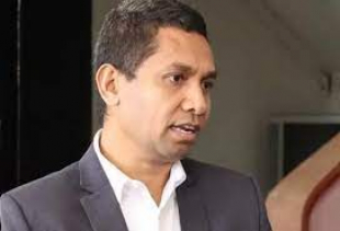 Ministru Obras Públika (MOP), Salvadór Pires.