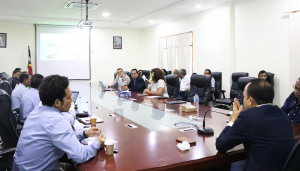 Ministru Obras Públikas (MOP), Abel Pires da Silva, hala’o enkontru ho ekípa husi Federál Ensurance Timor-Leste (FETL).