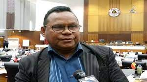 Prezidente Komisaun A, Deputadu Joaquim dos Santos.