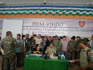 Koordenadór I no II ba Komisaun Rekrutamentu FALINTIL-Forsa Defeza Timor-Leste F-FDTL hamutuk ho Ekipa sira hala’o konferensia imprensa iha Kuartel Jenerál, Fatuhada-Dili. 
