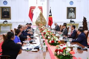 Prezidente Repúblika (PR) Indonézia, Joko Widodo (Jokowi) ho ekipa enkontru ho Primeiru-Ministru (PM), Kay Rala Xanana Gusmão no nia ekipa.