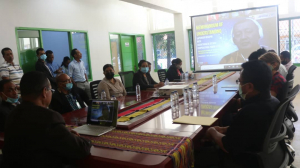 SEKoop halo video conferense ho reprezentante LAPINKOP Indonezia iha nia kna&#039;ar fatoin akait. Dili Tersa (2/3)