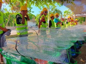 Benefisiáriu sira simu hela ekipamentu husi ekipa ADBN, tersa (05/23).