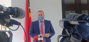Embaixador Austrália ba Timor Leste, Peter Roberts ko&#039;alia hela ba média sira iha hafoin sorumutu ho Primeiru Ministru, Taur Matan Ruak iha rezidénsia faról, tersa (06/07).