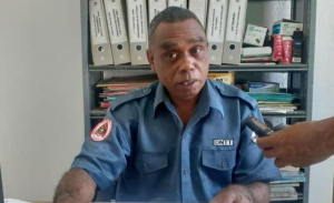 Diretór DNTT Munisípiu Baukau, Roberto da Cruz, ko&#039;alia hela ba media iha kna&#039;ar fatin Uatelete Baukau, kinta (21/07).