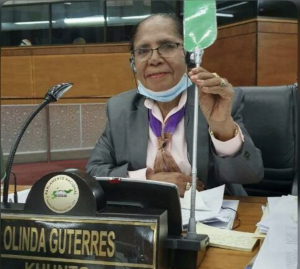 Xefe Bankada Kmanek Haburas Unidade Nasionál Timor Oan (KHUNTO), Olinda Guterres.