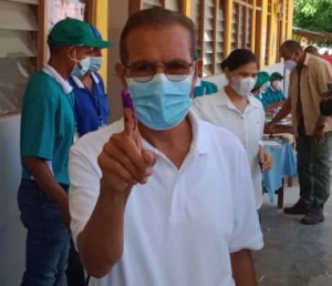 Prezidente Partidu Libertasaun Popular, Taur matan Ruak, hafoin vota iha eleisaun Prezidensial primeira volta.