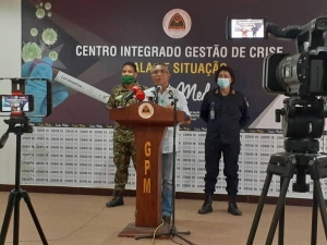 dr. Rui Maria de Araujo, Portavoz Sentru Integradu Jestaun Krize ba Kombate Covid 19 ko&#039;alia ba jornalista sira iha Sala Situasaun iha CCD (29/4)