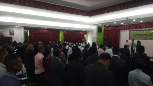Emposadu hamutuk nain 134 ne&#039;ebé liu ona iha teste ba vaga ne&#039;ebé anùnsia husi Ministériu Saúde (MS) ho Komisaun Funsaun Públika (KFP) no dadaun tuir hela juramentu no hahú serminónia asina termu aseitasaun iha salaun Palásiu Sinzas Kaikolo, tersa (29/12).