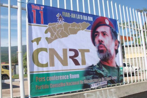 Bandeira CNRT ho Foto Prezidente CNRT, Kay Rala Xanana Gusmao
