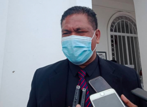 Ministru Ensinu Superiór Siénsia no Kultura (MESSK), Longuinhos dos Santos ko&#039;alia ba jornalista sira iha palasiu Governu, Kuarta (16/12)