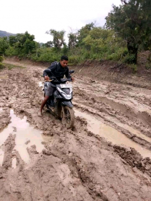 Kondisaun atual estrada husi Postu Ossu ba Suku Nahareka no Uaibobo.
