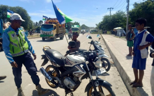 Polília Tránzitu halo apreensaun ba mnotirizada ne’ebé kontra hela kódiku Estrada iha área Tasitolu, tersa (15/03).