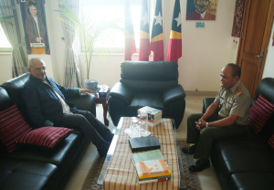 Vise Xefe Estadu Maiór Jeneràl F-FDTL), Major Jeneràl Calisto dos Santos Coliati&quot; ko’alia hela ho PR, José Ramos Horta, iha palasiu Prezidensial, Bairo-Pite, sesta (18/11).