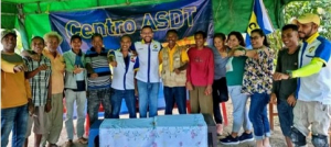 Estrutura Partidu CASDT Nasionál hasai foto hamutuk ho estrutura Munisípiu Covalima iha Postu Administrativu Zumalai.