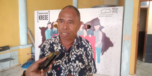 Administradór Postu Adminisitrativu Baguia, António Ramos ko&#039;alia hela ba mídia sira iha salaun sentru konvensaun Baukau vila antiga, kinta (31/03).