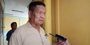Prezidente Autoridade Munísipiu (PAM) Baukau, Olivio Freitas, ko&#039;alia hela ba mídia iha salaun sentru konvensaun Baukau vila antiga, kuarta (08/06).