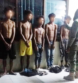 Joven hamutuk na&#039;in-11 ne&#039;ebé PNTL kaptura iha fronteira terrestre área Saburai, oras ne&#039;e halo hela identifikasaun iha komandu Munisípiu Maliana, sábadu (07/08).