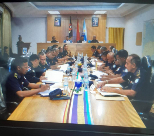 Membru Konsellu Superior PNTL) hala&#039;o hela reuniaun, iha edifísiu Komandu Jerál PNTL Kaikoli, kuarta (26/10). 