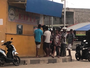 Komunidade sira sosa pulsa eletrisidade iha fa&#039;an fatin ida besik rotunda Delta, komoro (27/3)