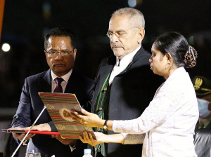 Prezidente Repúblika (PR), José Ramos Horta, dada lia hela ho Parlamentu Nasionál (PN), Aniceto Longuinhos Guterres Lopes.