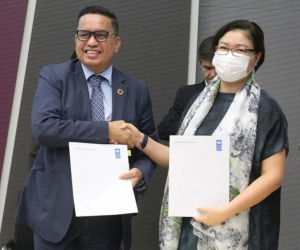 Vise Ministru Finansas (VMF), António Freitas no Reprezentante Rezidente UNDP Timor-Leste, Tuya Altangerel, asin akordu fortalese kapasitasaun.