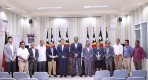 Delegasaun na’in-sanulu-resin-haat (14) ne’ebé ba halo negosiasaun programa kompaktu liuhusi Governu Estadu Unidus Amerika nia Ajénsia Millennium Challenge Corporation (MCC).
