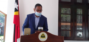 Eis Prokuradór Jeral Repúblika (PJR), José da Costa Ximenes ko&#039;alia hela ba media sira hafoin sorumutu ho Primeiru Ministru (PM), Taur Matan Ruak iha rezidensia farol, tersa (25/05)