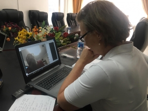 Reporter Tjitske Lingsma condutor skype interview with Tony.