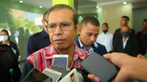 Primeiru Ministru (PM) Taur Matan Ruak ko&#039;alia hela ho jornalista sira iha edifísiu Ministériu Interiór Vila-Verde Dili, Sesta (4/9)