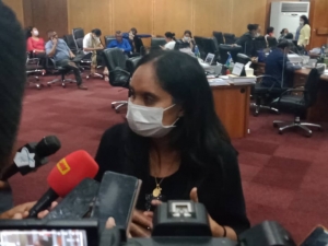 Vise Prezidente PN, Lita Sarmento ko&#039;alia ba Jornalista sira iha Plenaria PN (18/5)