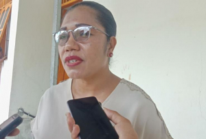 Responsavél programa rejiaun leste, servisu Pradet Baukau, Joana da Costa, ko&#039;alia hela ba mídia iha kna&#039;ar fatin Tirilolo Baukau, kinta (26/05).