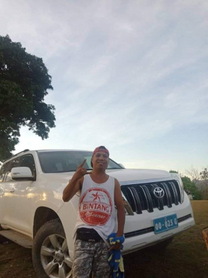 Kareta Xapa Matrikula Azul, vise Ministru Negósiu Estranjéiru no Kooperasaun (MNEK), Julião da Silva ho ninia kondutor (02/11)