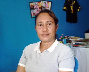 Koordenadora Ensinu Bázika Filiál (EBF) 12 Otubru, Filomena Casmira, ko’alia ho jornlaista www.tempotimor.com, iha nia kna’ar fatin Tasitolu, sábadu (14/8).