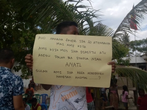 Populasaun Madohi Protesta Governu.