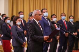 Ministru Finansas (MF) iha VIII governu konstitusionál, Rui Gomes halo hela juramentu wainhira simu pose iha Palasiu Prezidensial Bairro Pite, Dili (23/11)