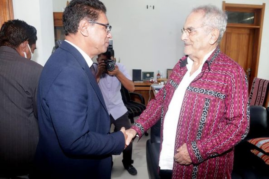 Prezidente Repúblika (PR), José Ramos Horta kaer liman hela ho Prokuradór Jerál Repúblika (PJR), Alfonso Lopes.
