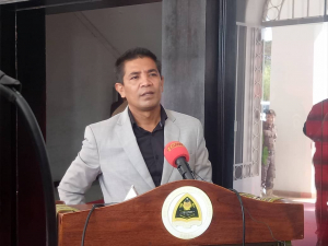 Vice Ministru Edukasaun Juventude no Desportu (VMJD) Joao Zacarias Freitas Soares ko&#039;alia ba jornalista sira hafoin hasoru-malu ho Primeiru Ministru Taur Matan Ruak iha palasiu governu, tersa (16/06).