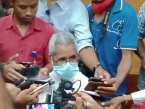 Padre Domingos Soares &#039;Maubere&#039; Ko&#039;alia ba jornalista sira iha Parlamentu Nasional (19/5)