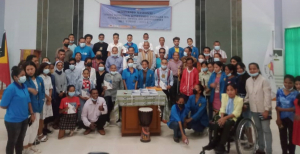 Ema ho Defisiénsia foto hamutuk iha Semináriu Nasionál hodi disemina rezultadu peskiza ba nesesidade joven ho Difisiénsia Timor-Leste iha Salaun João Paulo II Comoro.