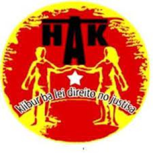 Emblema Yayasan Hak.