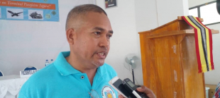 Reprezentante Vise Prezidente Grupu Traballu Jéneru Nasionál, Marçal Pinto ko’alia hela ba media iha salaun apuramentu Baukau, Kinta (22/12).