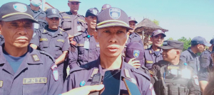 Komadante komandu PNTL Munísipiu Baukau, Superintendente António De Sá, ko&#039;alia ba mídia sira iha resintu komandu PNTL Baukau, domingu (20/03).