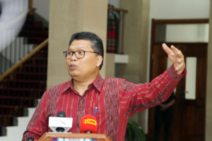 Embaisadór Repúblika Indonézia iha Timor-Leste, Okto Dorinus Manik.